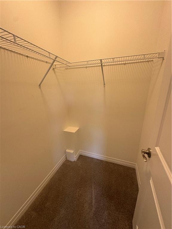 E11-261 Woodbine Avenue Property Photo 18