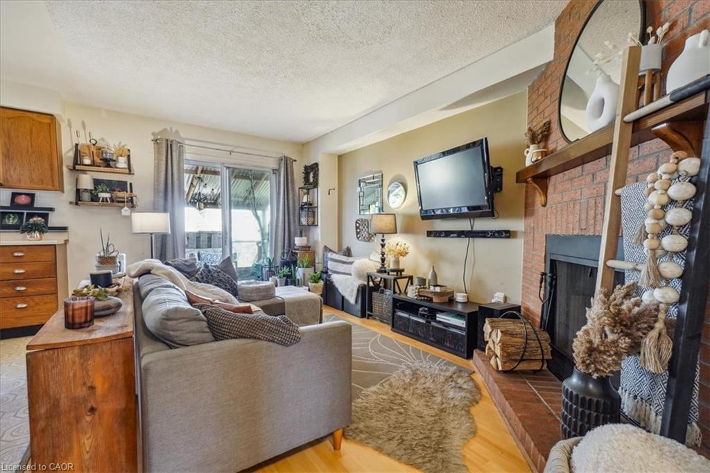 7 Rosset Valley Court Property Photo 9