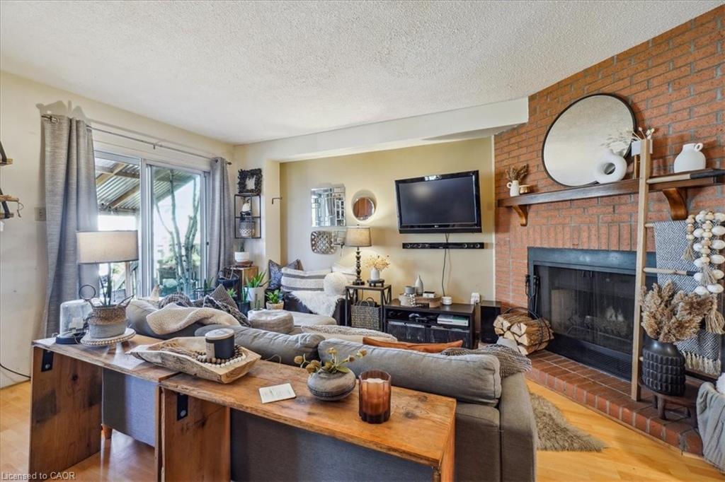7 Rosset Valley Court Property Photo 14