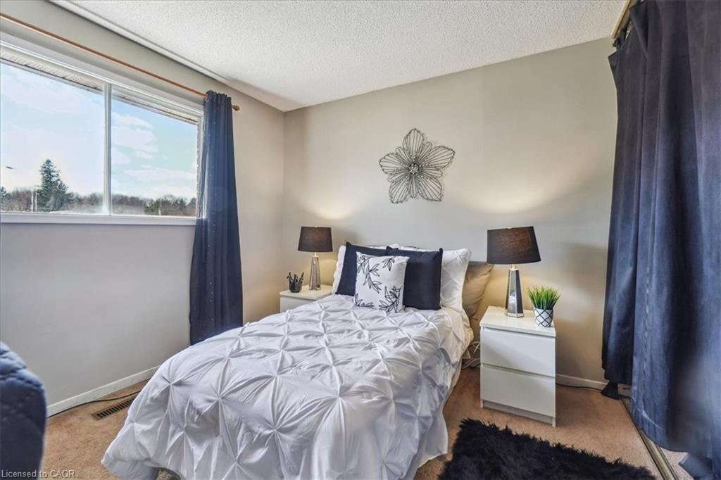 7 Rosset Valley Court Property Photo 28