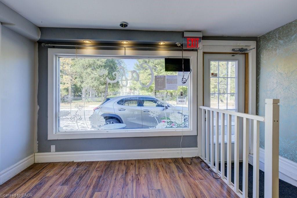 55 Snyder's Road W Property Photo 4