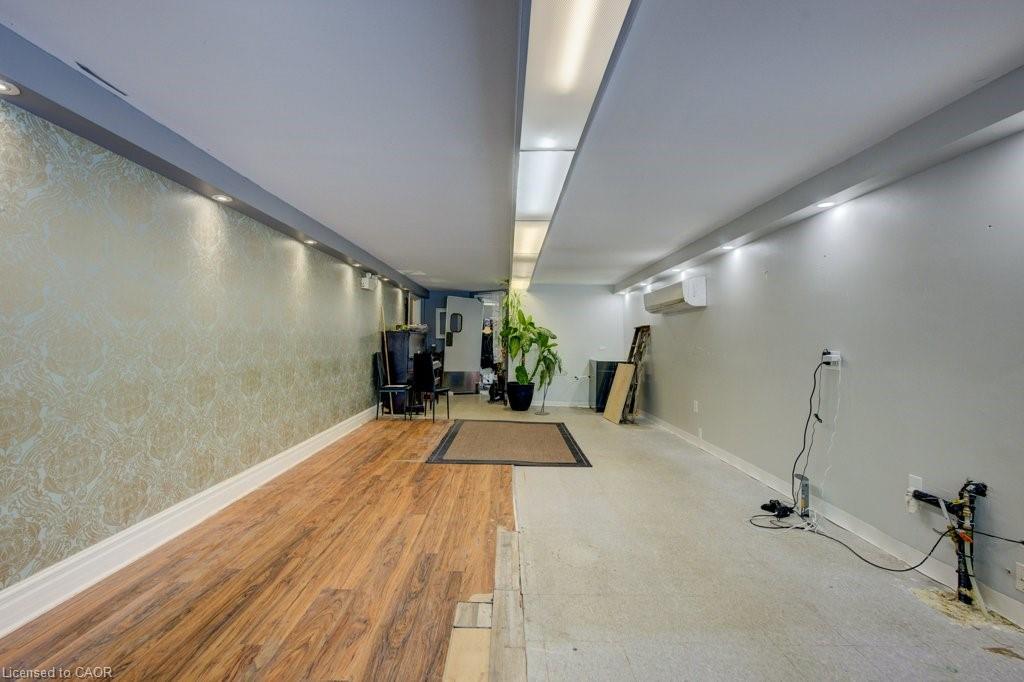 55 Snyder's Road W Property Photo 5