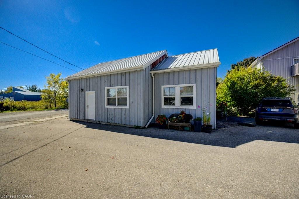 55 Snyder's Road W Property Photo 16