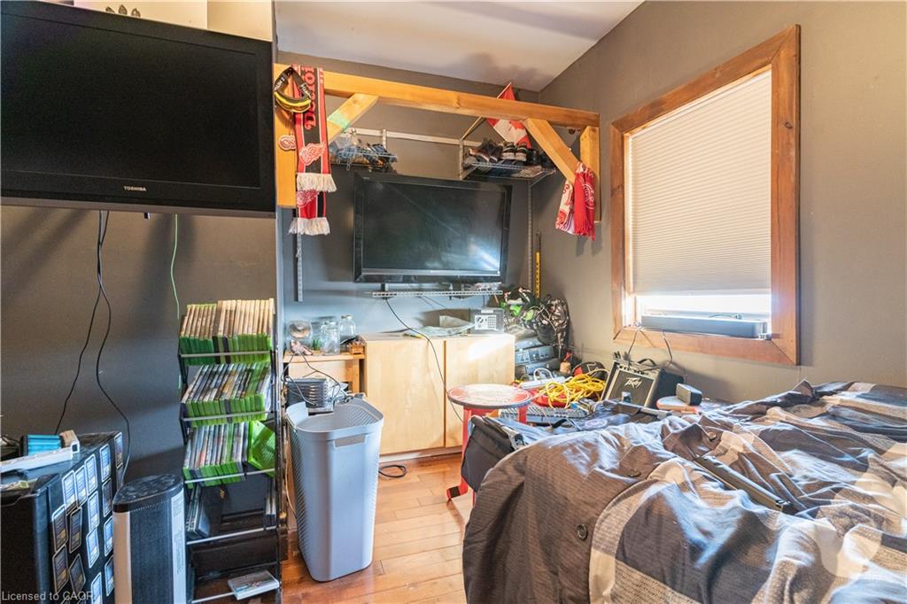 55 Snyder's Road W Property Photo 37