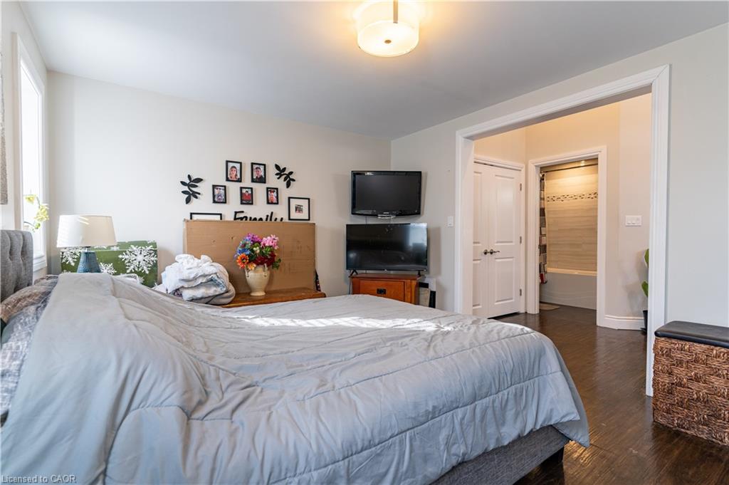 55 Snyder's Road W Property Photo 44
