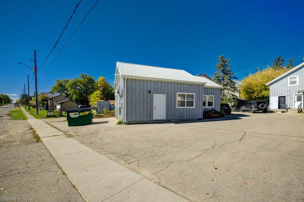 55 Snyder's Road W Property Photo 17