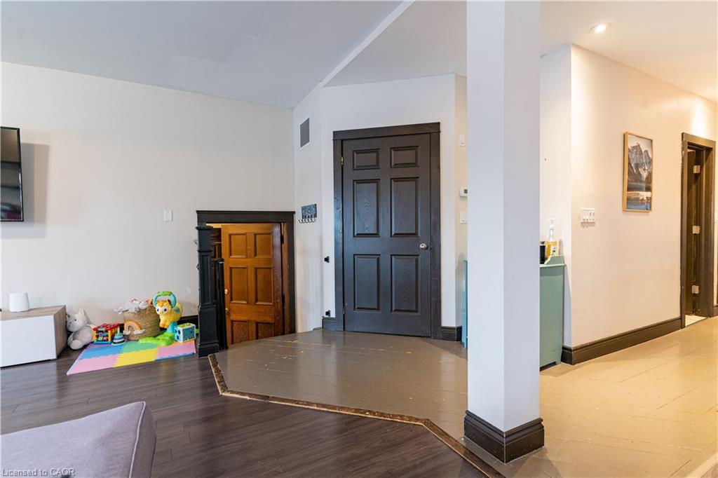 55 Snyder's Road W Property Photo 19