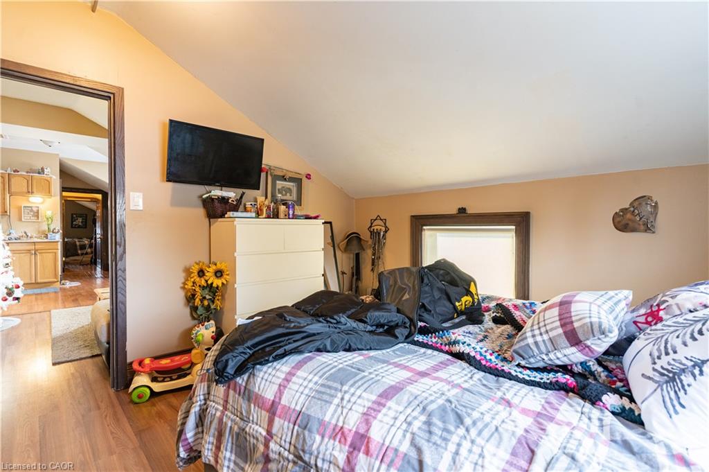 55 Snyder's Road W Property Photo 32