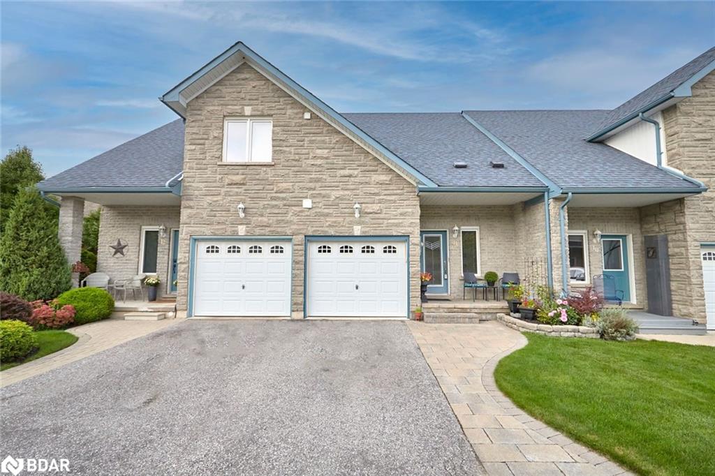 11-125 Huronia Road Property Photo 1