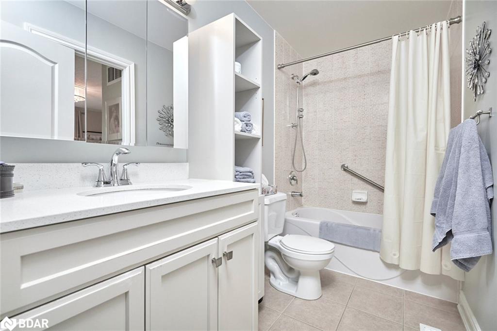 11-125 Huronia Road Property Photo 11