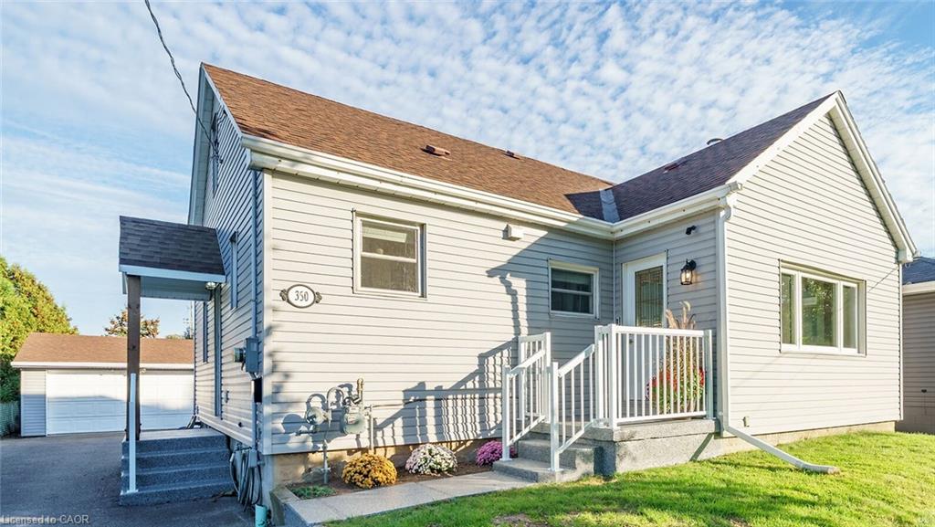 350 Pottruff Road N Property Photo 1