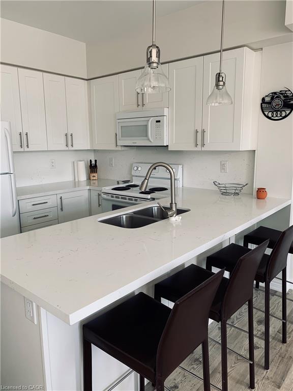 306-2326 Taunton Road Property Photo 1