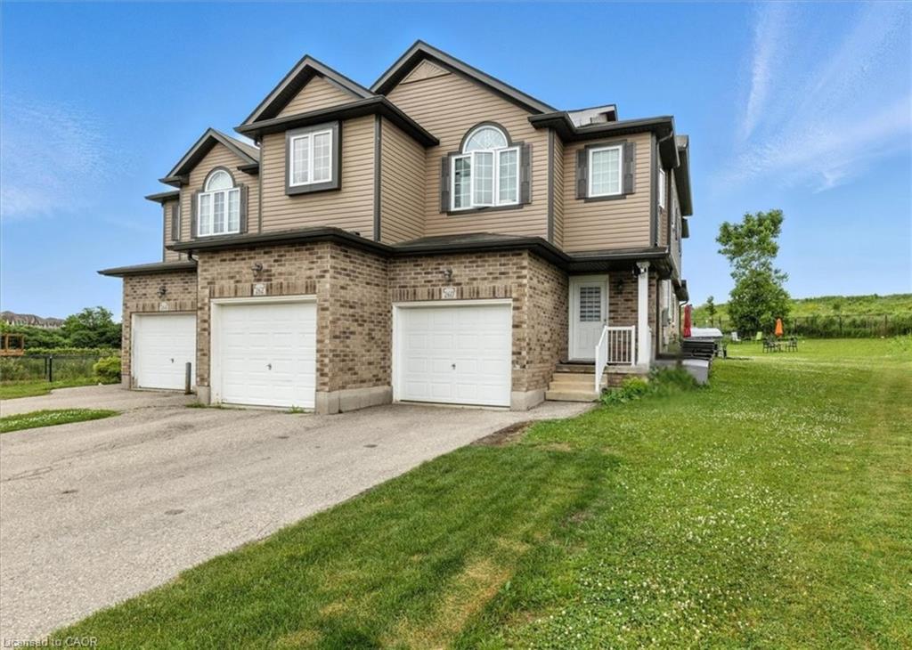 260 Countrystone Crescent Property Photo 1