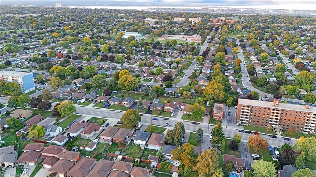 959 Mohawk Road E Property Photo 1