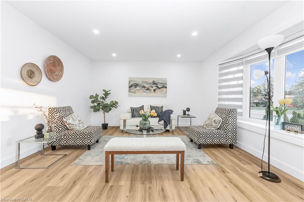 959 Mohawk Road E Property Photo 18