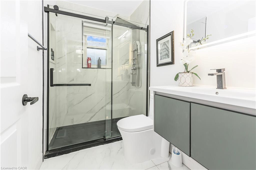 959 Mohawk Road E Property Photo 26