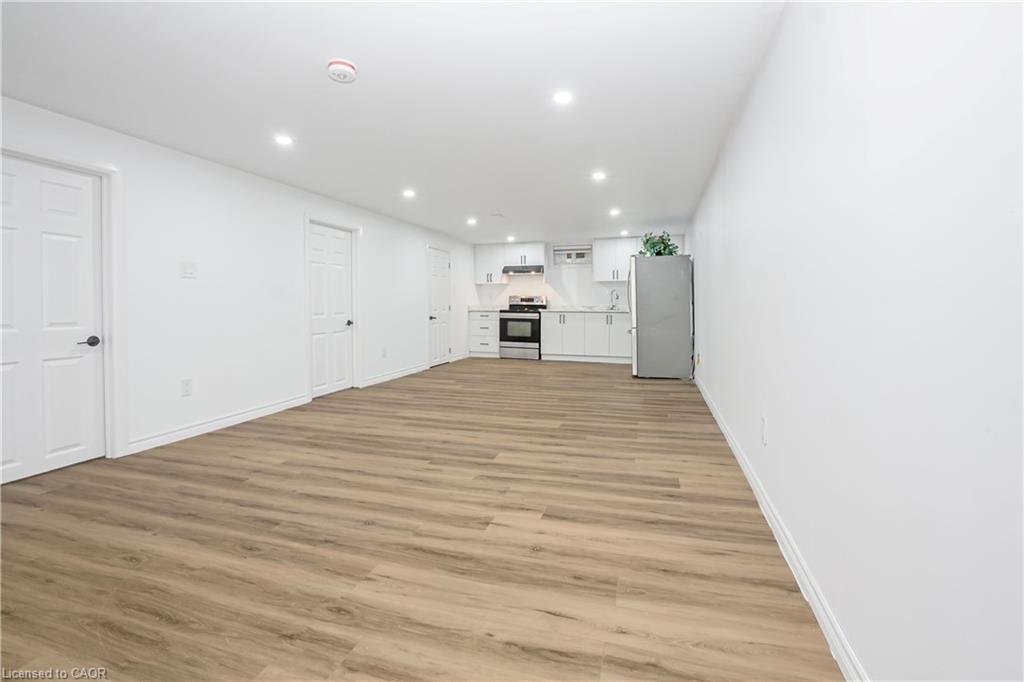 959 Mohawk Road E Property Photo 34