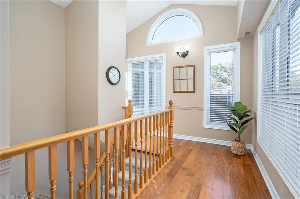 19-3230 New Street Property Photo 6