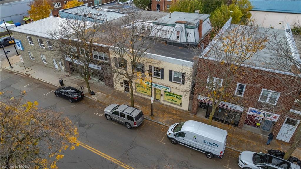 14 Colborne Street N Property Photo 1