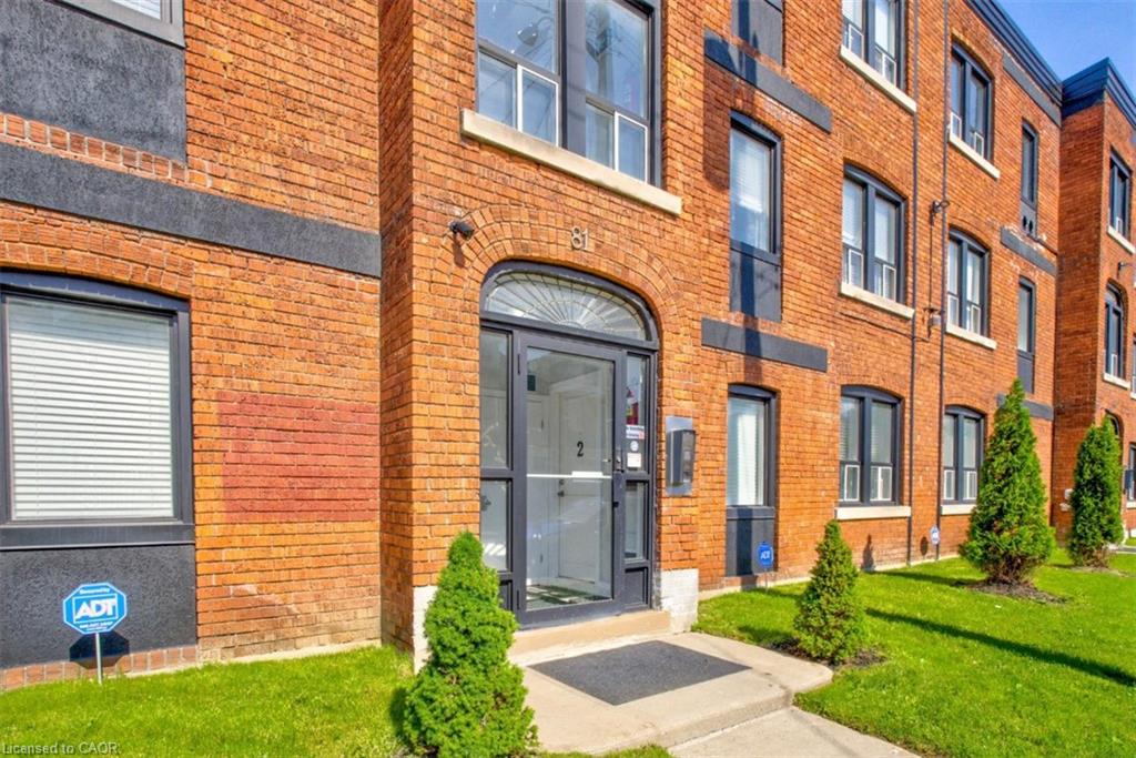 2-81 Gibson Avenue Property Photo 1