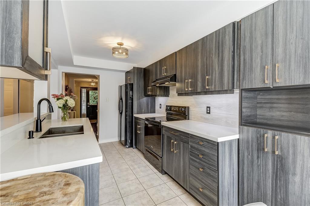 11-2511 Boros Road Property Photo 11