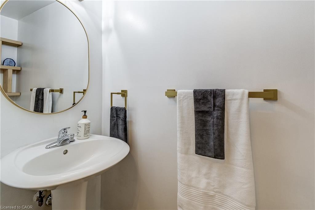 11-2511 Boros Road Property Photo 32