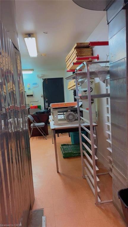 390 Courtland Avenue E Property Photo 6