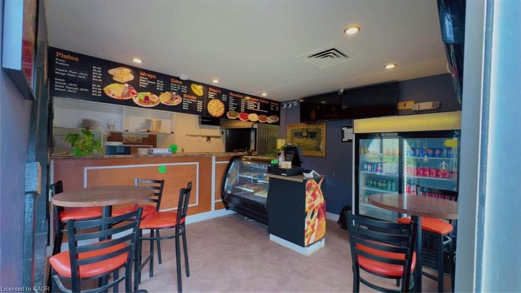 390 Courtland Avenue E Property Photo 14