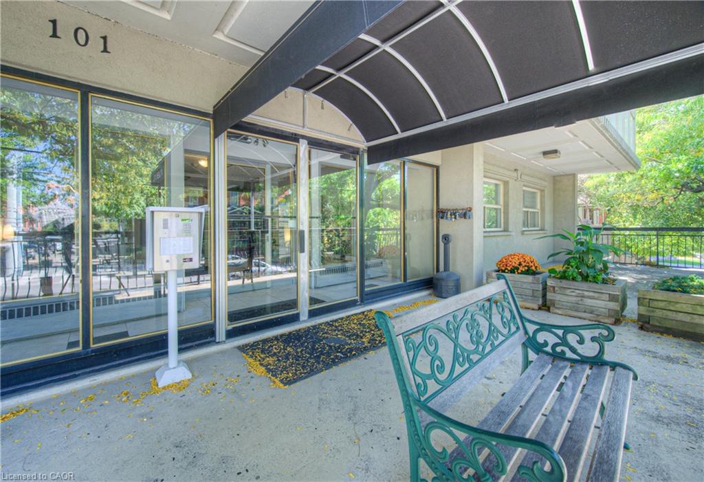 102-101 Queen Street S Property Photo 1