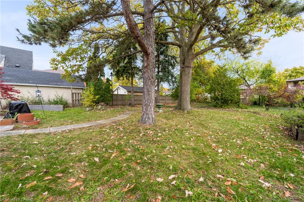 18 Flanders Avenue Property Photo 36