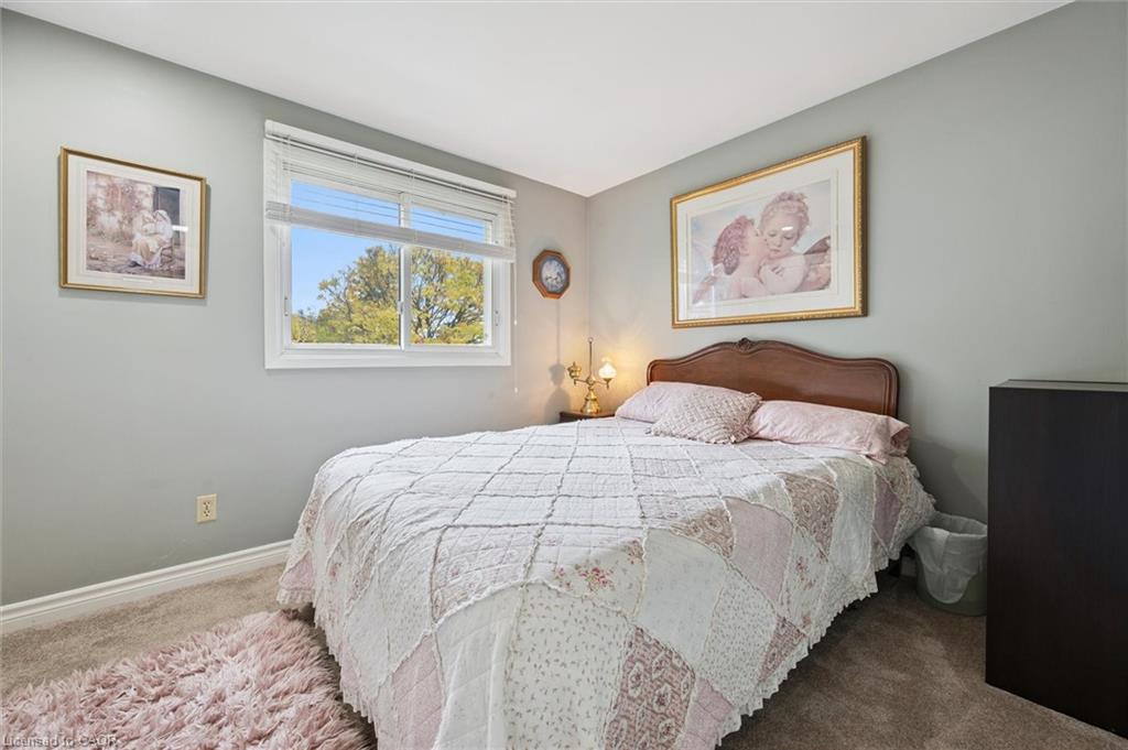 61 Sandsprings Crescent Property Photo 15