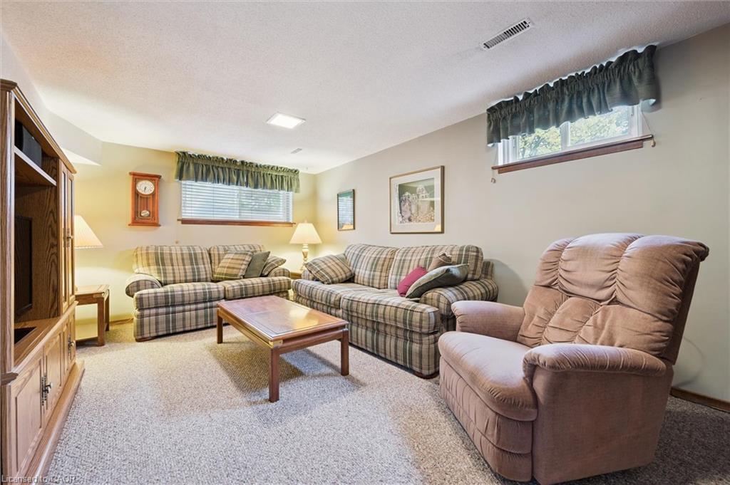 61 Sandsprings Crescent Property Photo 19