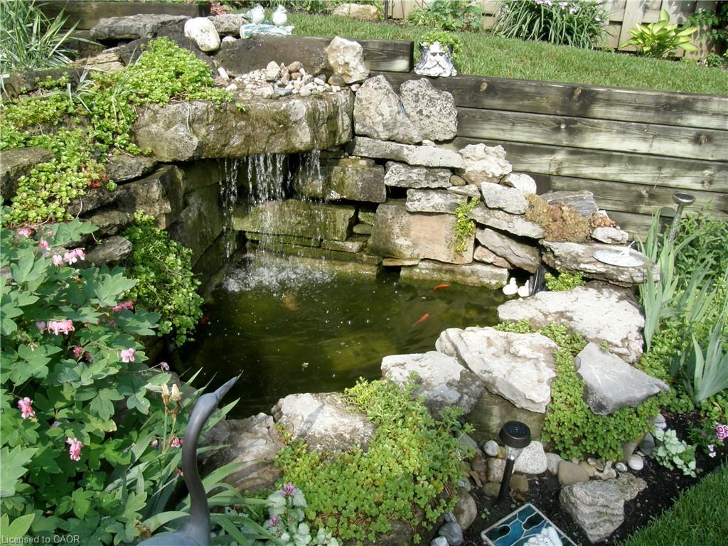 61 Sandsprings Crescent Property Photo 29