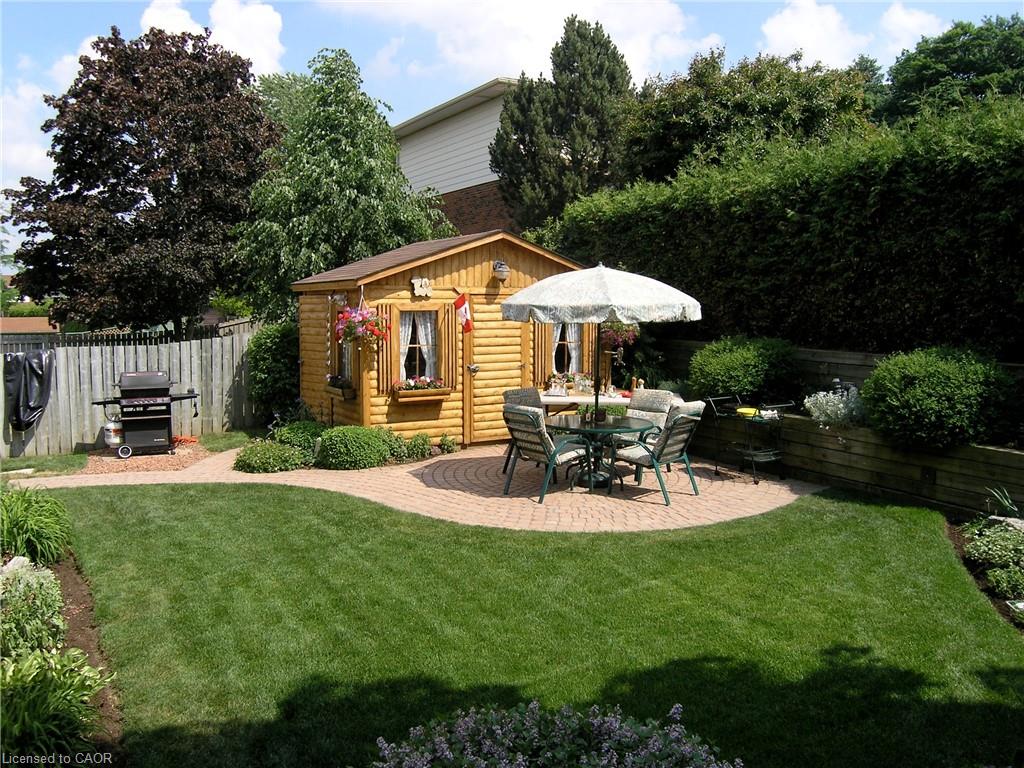 61 Sandsprings Crescent Property Photo 32