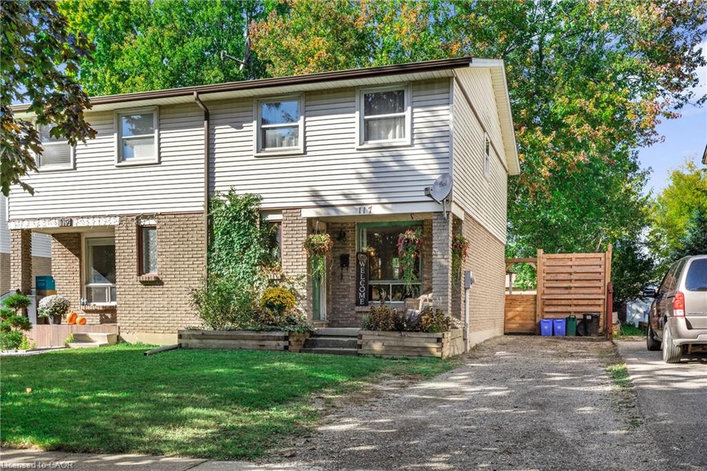 117 Graystone Crescent Property Photo 1