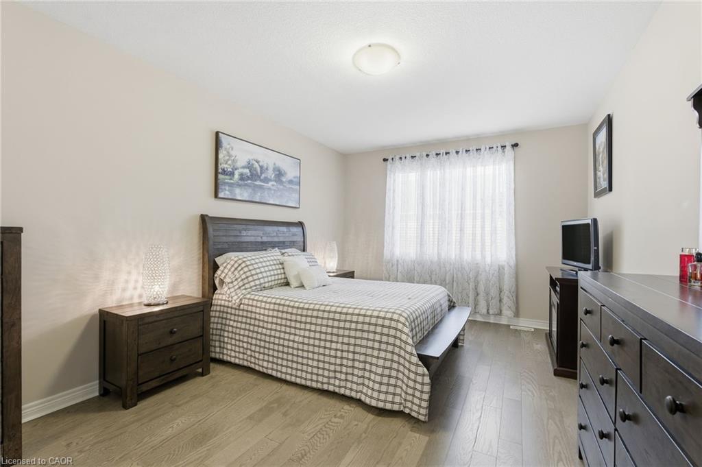 4 Ellis Avenue Property Photo 18