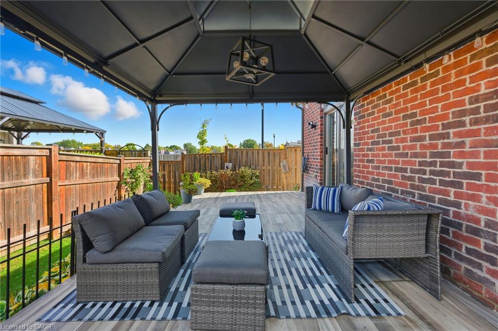 4 Ellis Avenue Property Photo 32