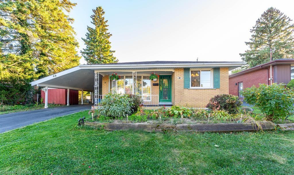 69 Buckingham Drive Property Photo 1