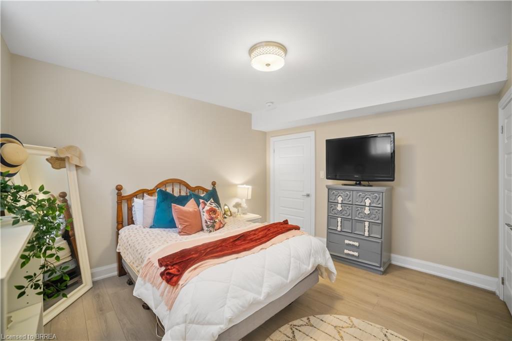 6-6 Beckett Drive Property Photo 17