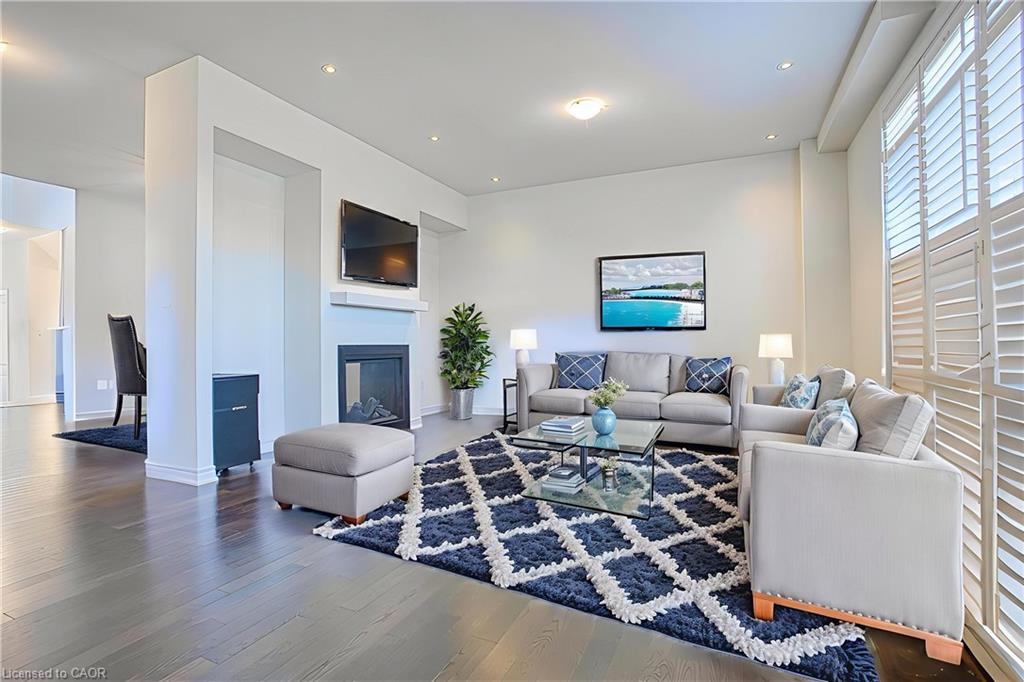 90 Spitfire Drive Property Photo 10