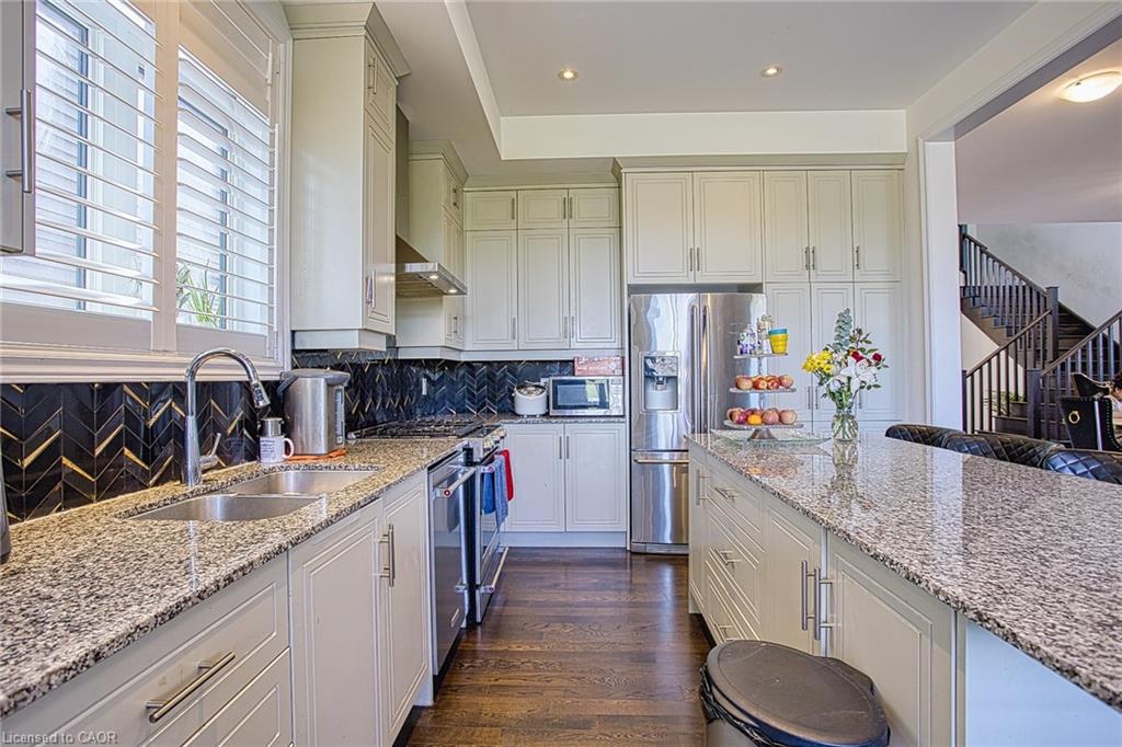 90 Spitfire Drive Property Photo 16