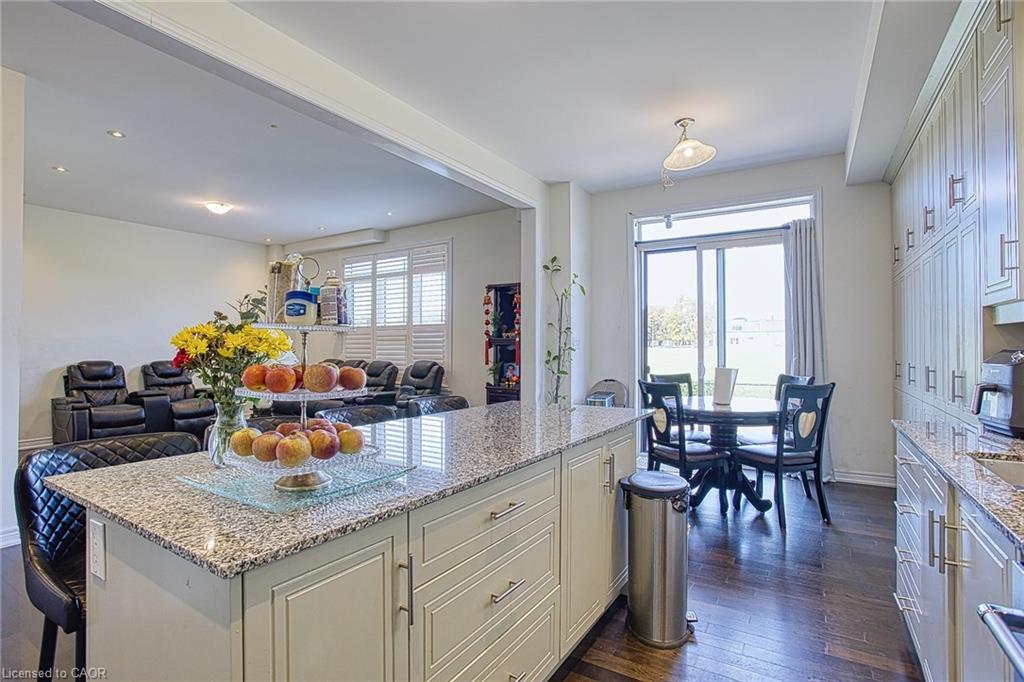 90 Spitfire Drive Property Photo 17