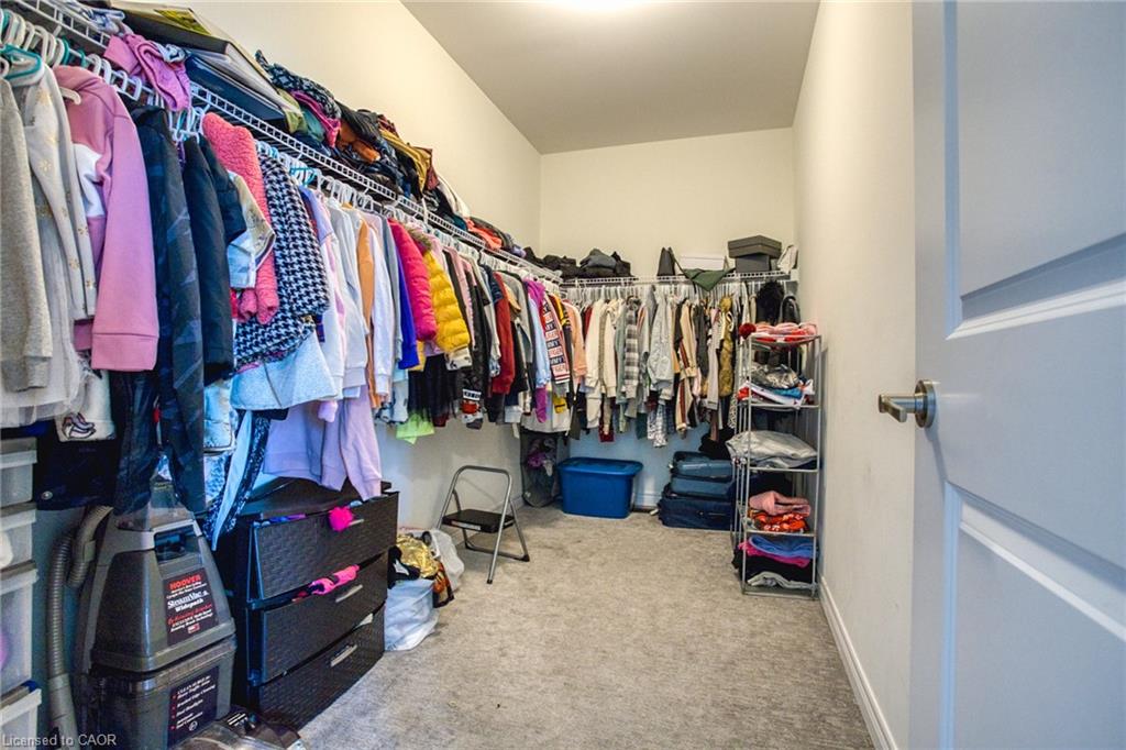 90 Spitfire Drive Property Photo 19