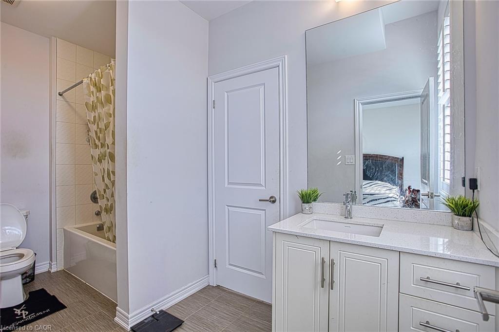 90 Spitfire Drive Property Photo 23