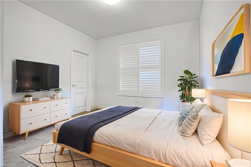 90 Spitfire Drive Property Photo 26