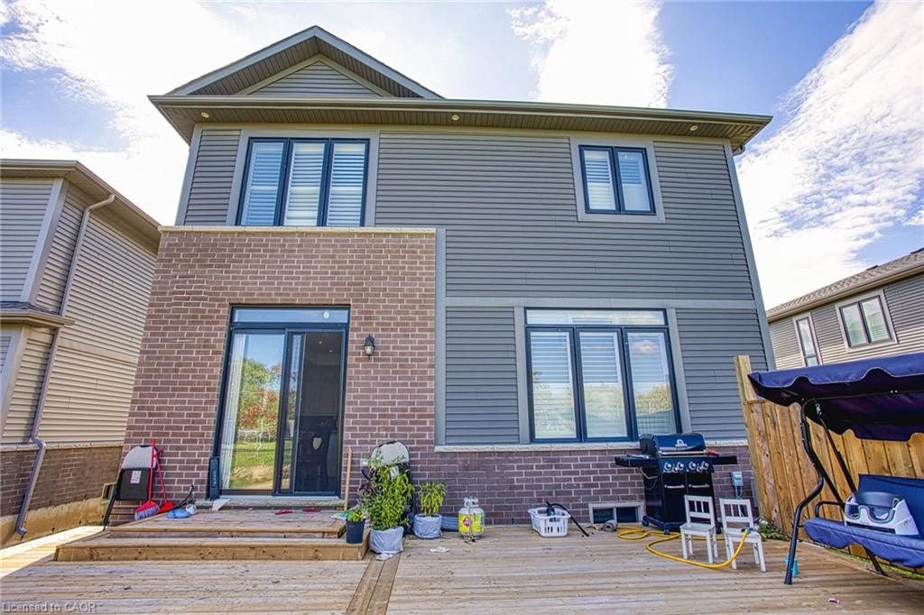 90 Spitfire Drive Property Photo 31