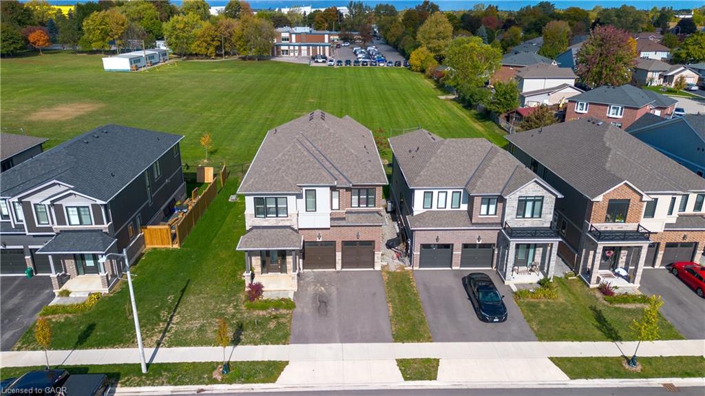 90 Spitfire Drive Property Photo 35