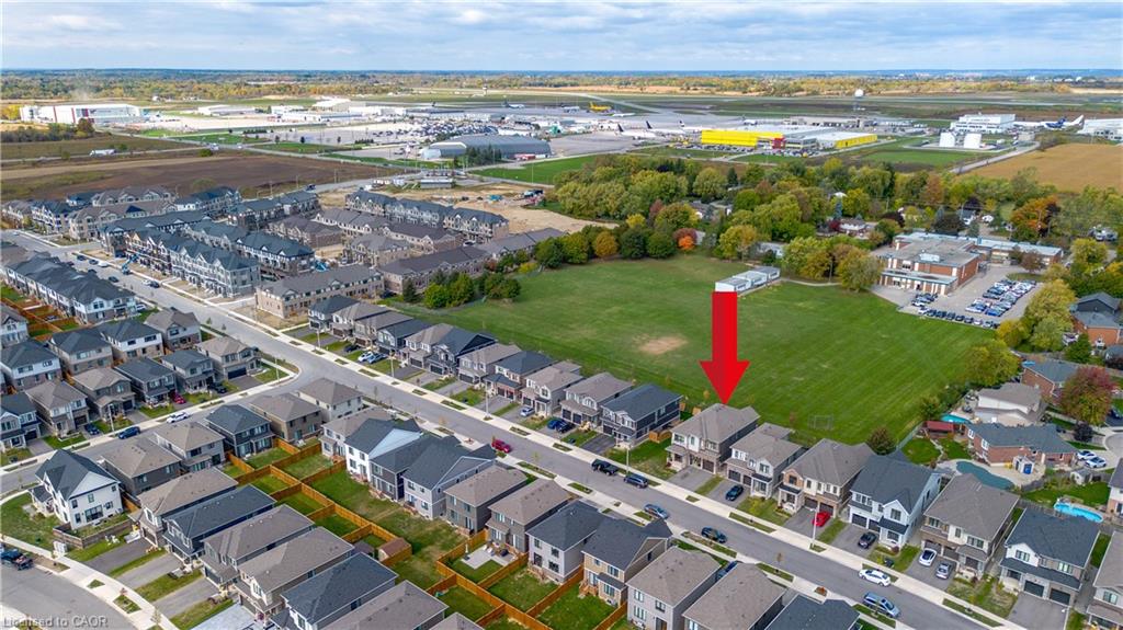 90 Spitfire Drive Property Photo 37