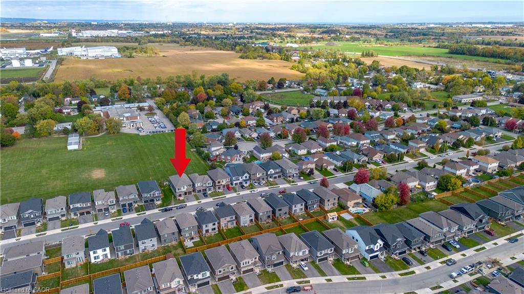 90 Spitfire Drive Property Photo 38