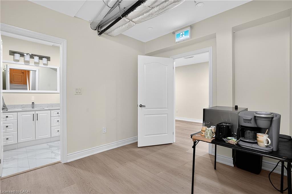 109-124 Seabrook Drive Property Photo 9